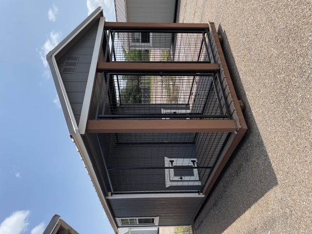 Dog Kennel - 8x16