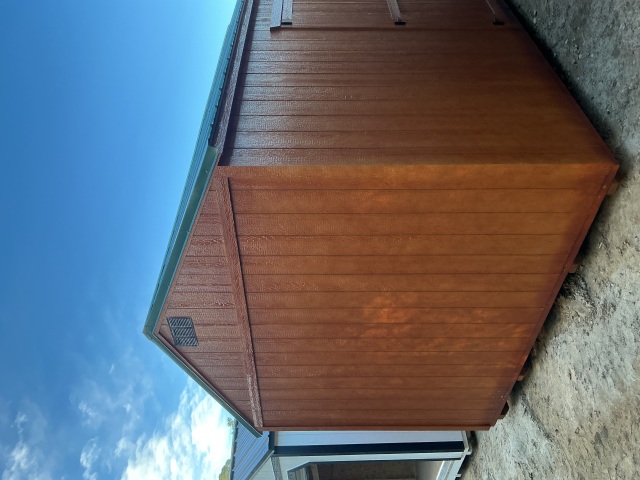 Side Utility - 12x20