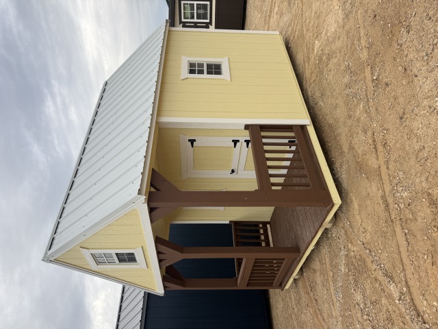 Playhouse (Hideout) - 8x12