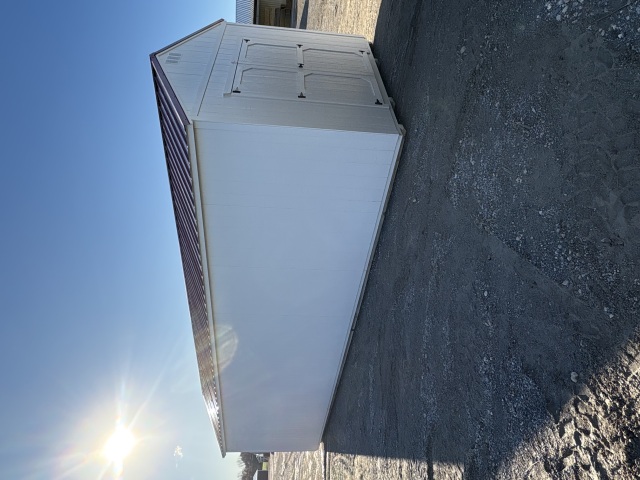 Utility Xtra Height - 12x32