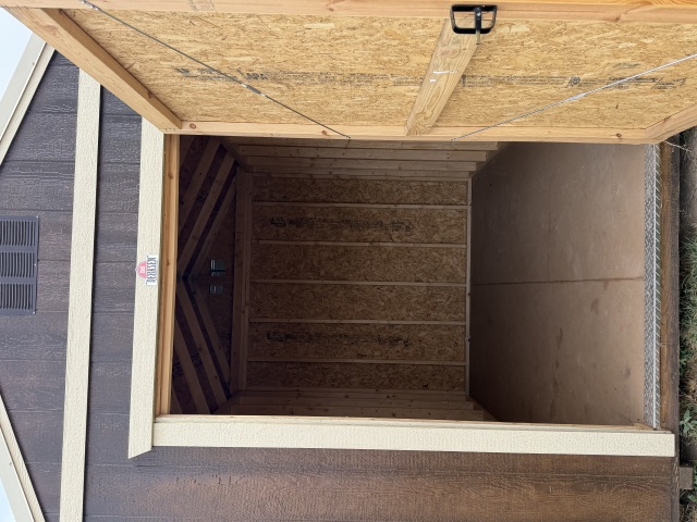 Utility Xtra Height - 8x12