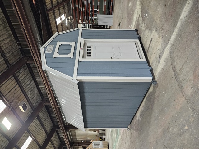 Lofted Barn - 8x12