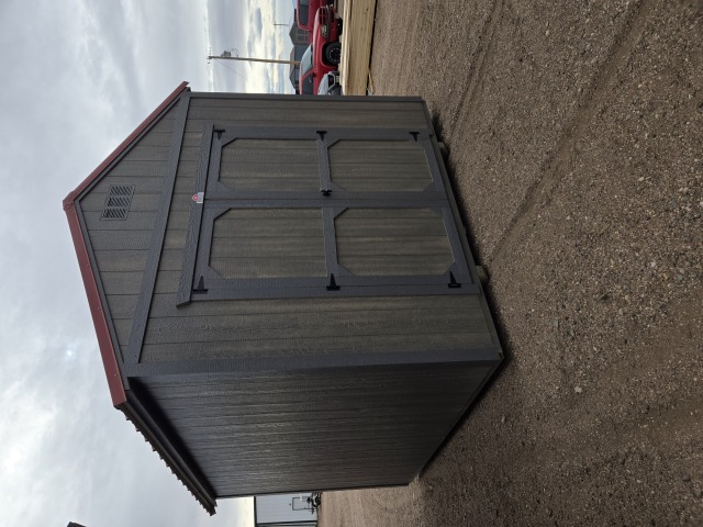 Utility Xtra Height - 10x12