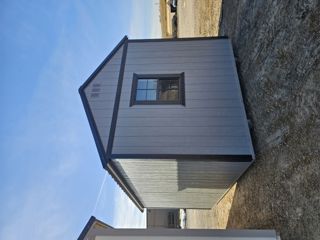 Utility Xtra Height - 10x16
