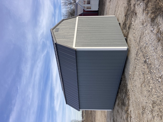 Side Lofted Barn - 10x16