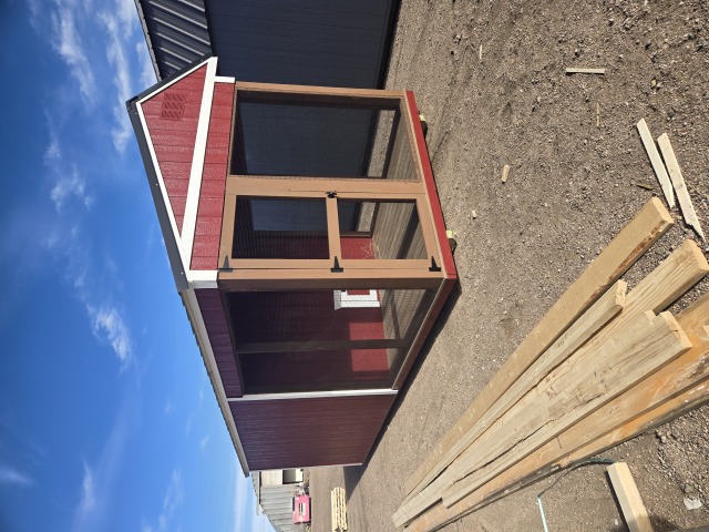 Chicken Coop - 8x20