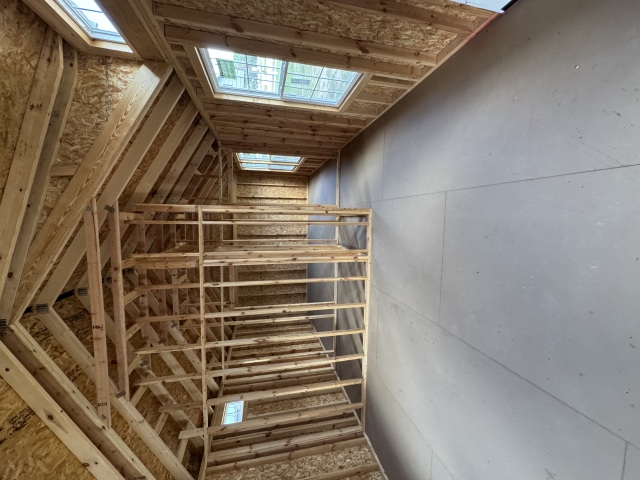 Side Utility - 16x50