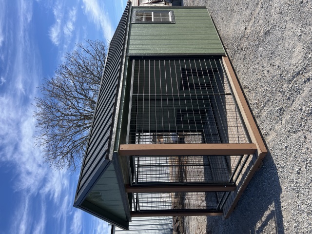 Dog Kennel - 8x16