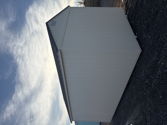 Side Lofted Utility - 10x20