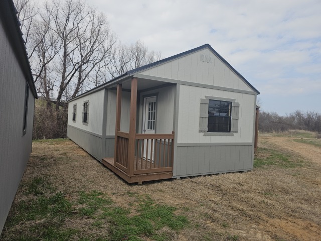 Side Cabin - 14x40