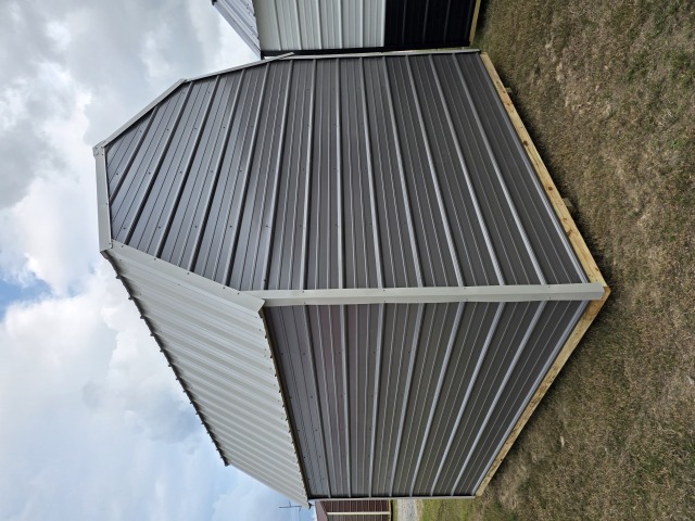 Lofted Barn - 10x12