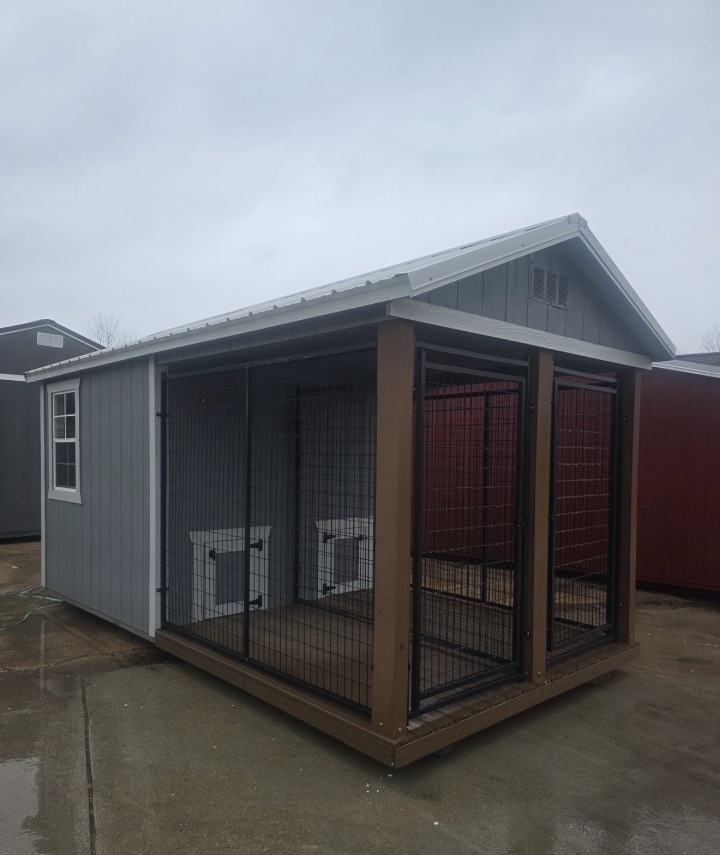 Dog Kennel - 8x16