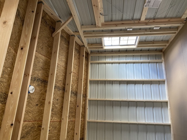 Side Gable Utility - 12x16
