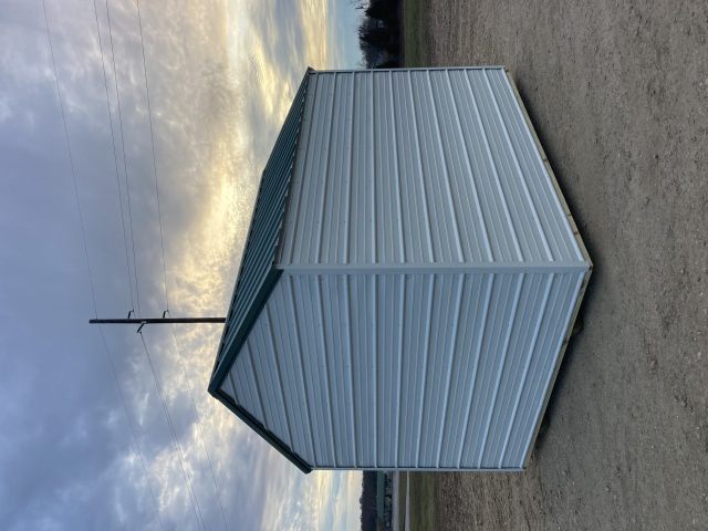 Utility Xtra Height - 10x12