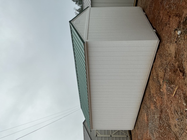 Side Lofted Utility - 10x20