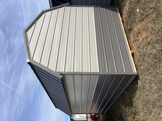 Side Lofted Barn - 10x16