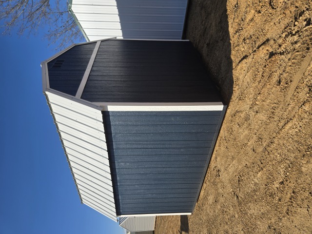Lofted Barn - 10x12