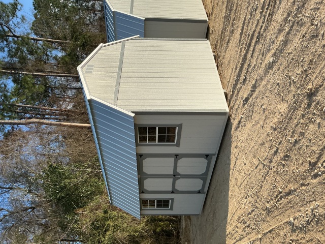 Side Lofted Barn - 10x16