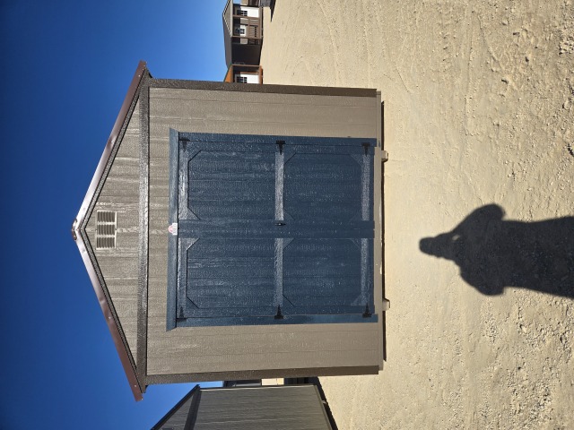 Utility Xtra Height - 10x12
