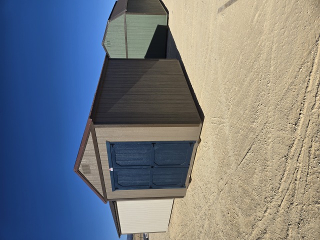 Utility Xtra Height - 10x12