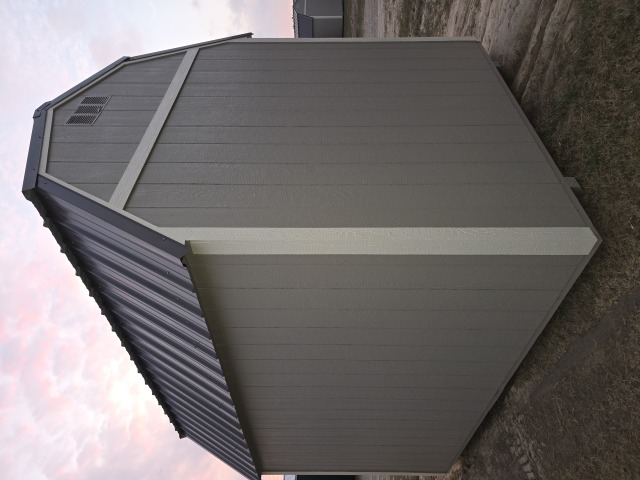 Lofted Barn - 8x12
