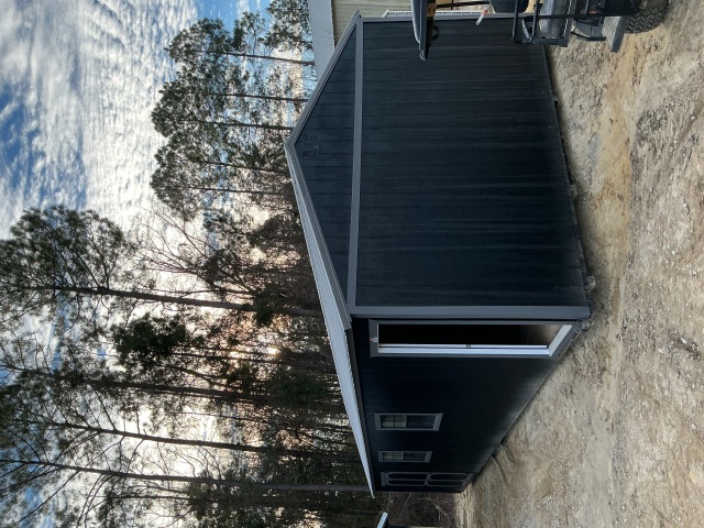 Side Utility - 16x40