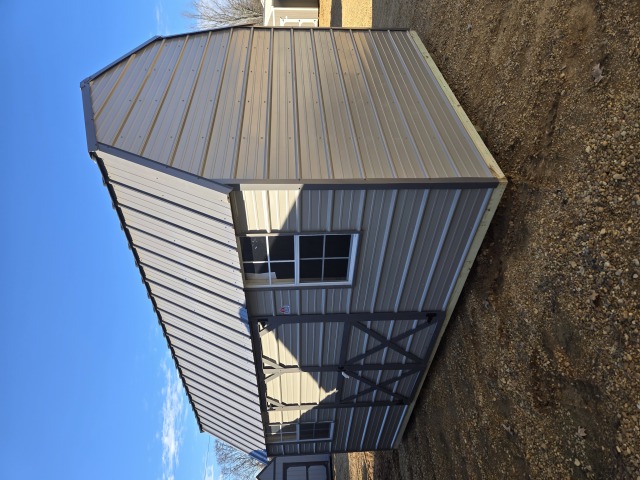 Side Lofted Barn - 10x16