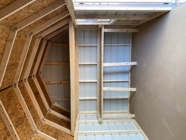 Side Lofted Barn - 10x20