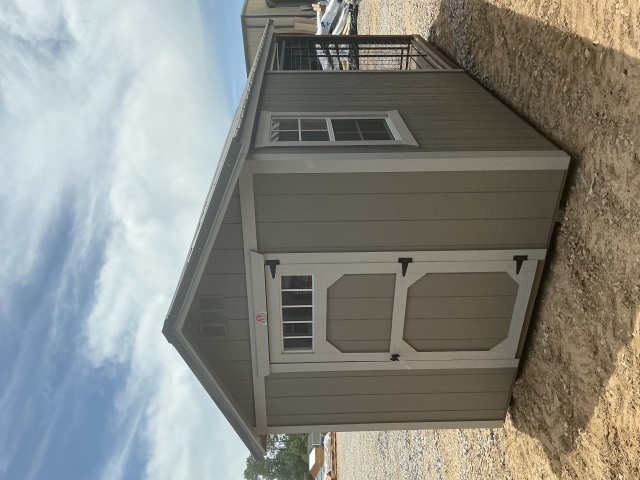 Dog Kennel - 8x16