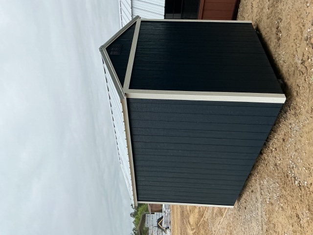 Side Utility - 8x12