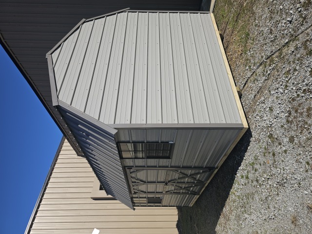 Side Lofted Barn - 10x16