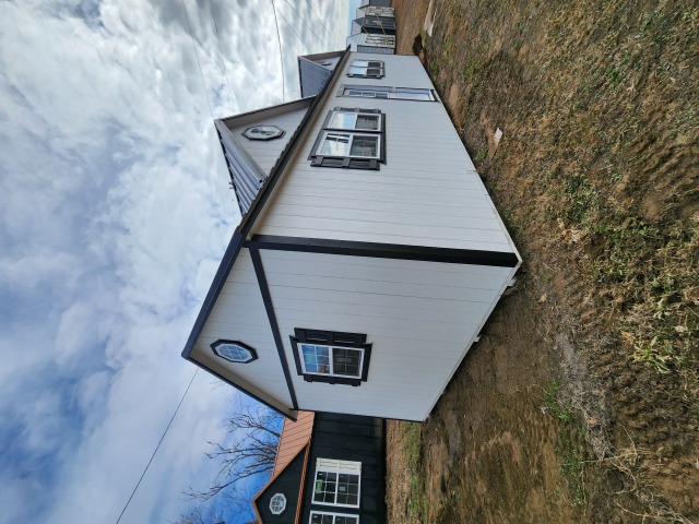 Side Utility - 14x36