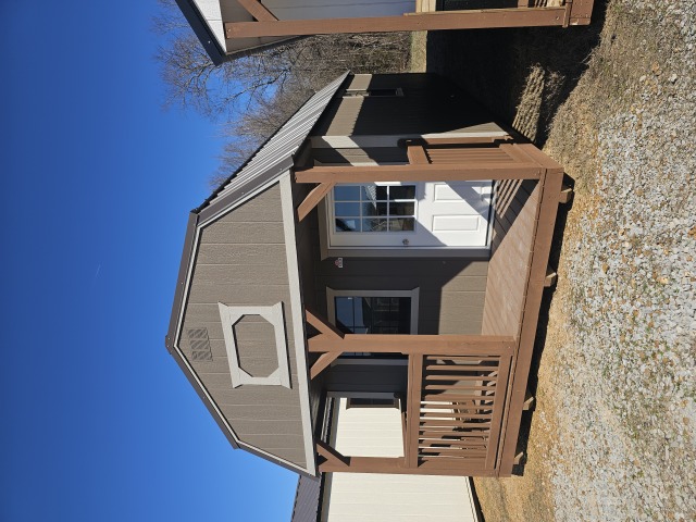 Lofted Barn Cabin - 12x28