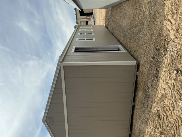 Side Utility - 16x36