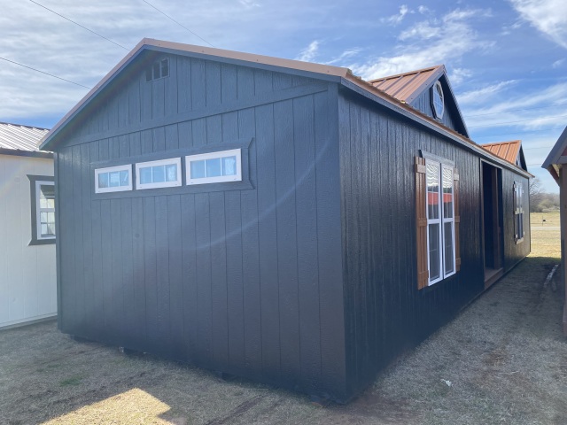 Side Cabin - 14x44