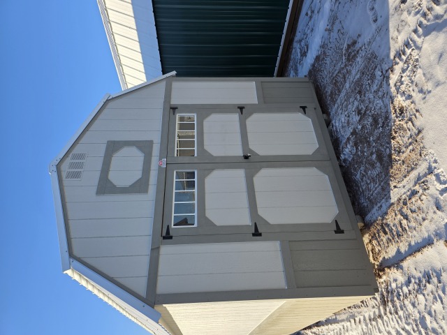 Lofted Barn - 10x20
