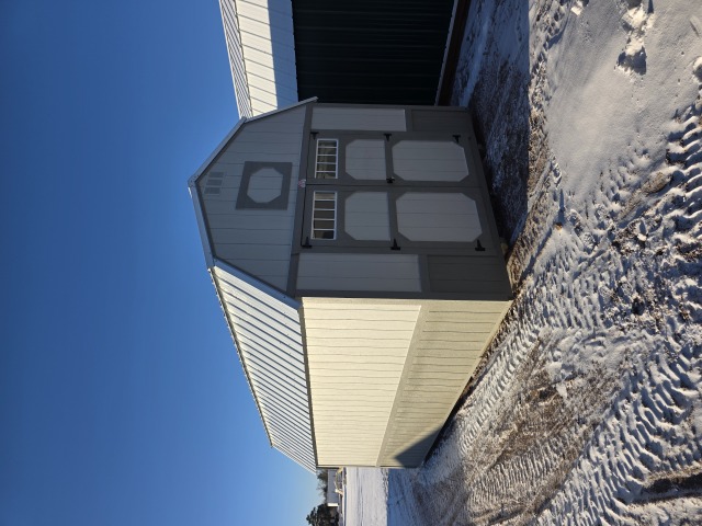 Lofted Barn - 10x20