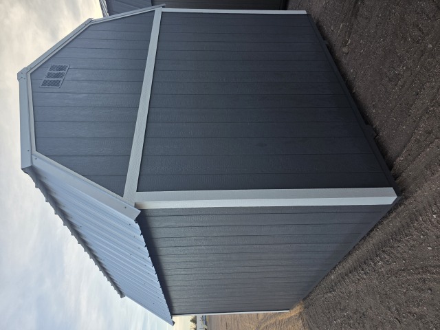 Side Lofted Barn - 10x12