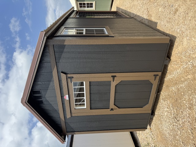 Dog Kennel - 8x16