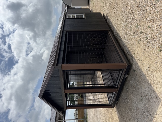 Dog Kennel - 8x16