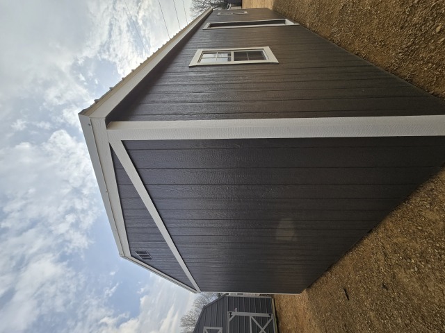 Side Utility - 16x32