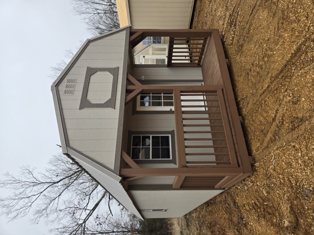 Lofted Barn Cabin - 12x32