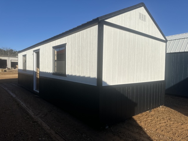 Side Utility - 12x32