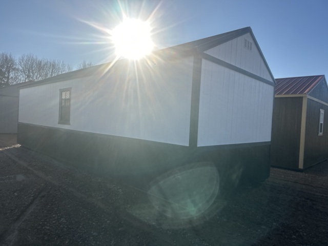 Side Utility - 12x32
