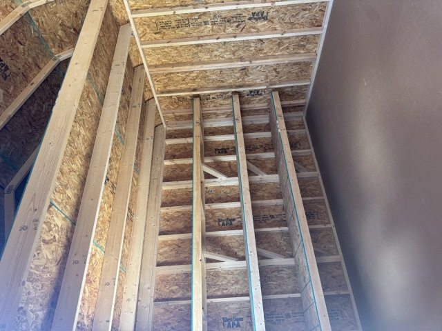 Side Lofted Barn - 12x24