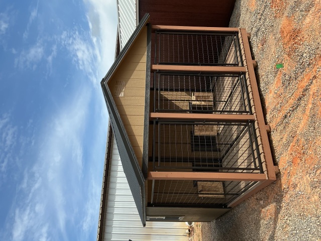Dog Kennel - 12x16