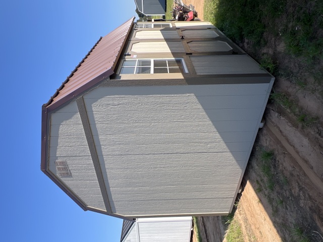 Side Lofted Barn - 10x12