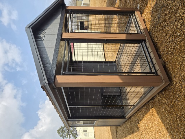 Dog Kennel - 8x12