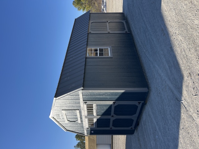 Lofted Barn - 10x20