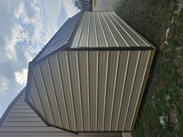 Lofted Barn - 10x20